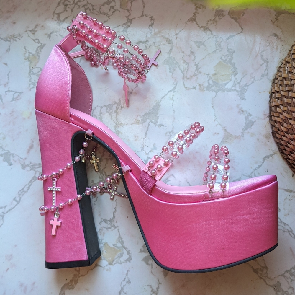 Discontinued sugar thrillz sweet holy revelation. Pastel goth platform shoes